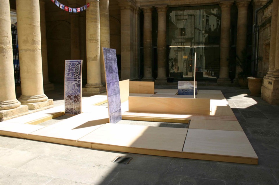 Foldable plywood installation based on uncovering the layers of the city and design narrative.